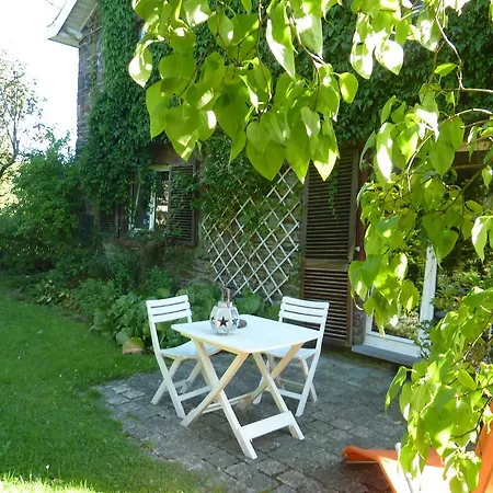 Au Jardin De Mon Pere Jalhay